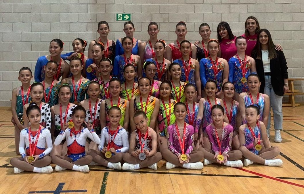 8 Oros, 1 Plata y 1 Bronce para Aerobics VS 2.0